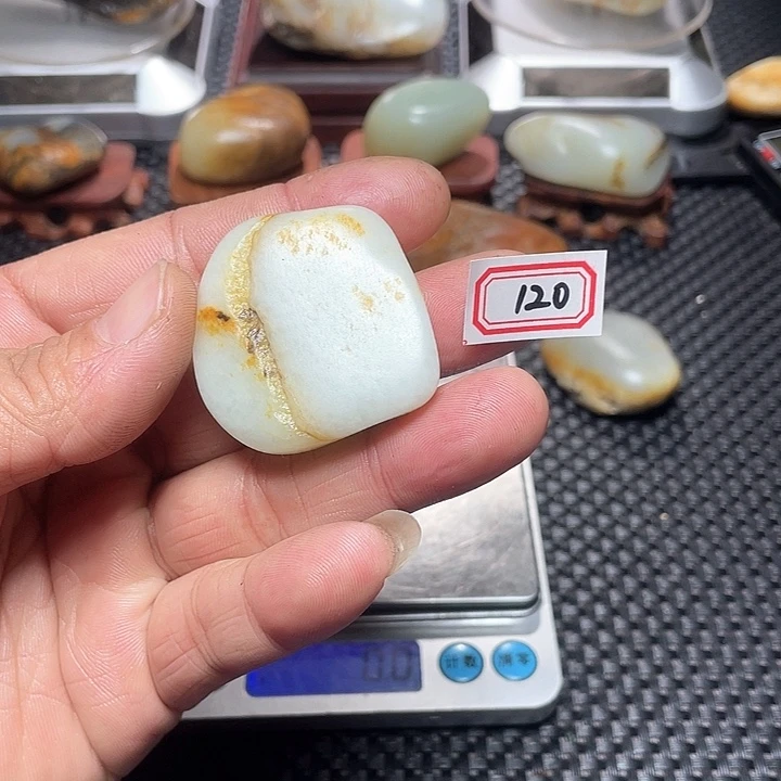 未镶嵌和田玉挂件120