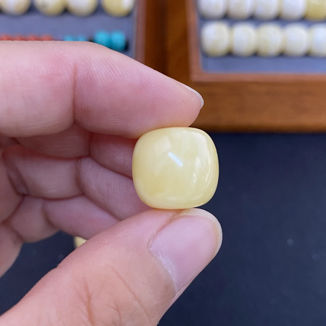 天然原矿俄料蜜蜡15*14尺寸老型猴头星月配饰无优化精工单珠配珠