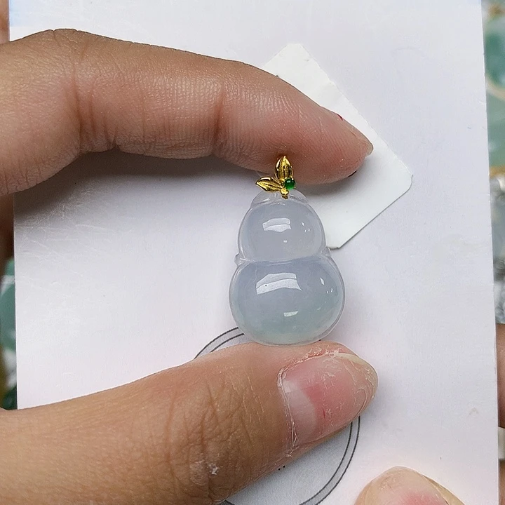 颈饰18K金镶嵌翡翠天然翡翠