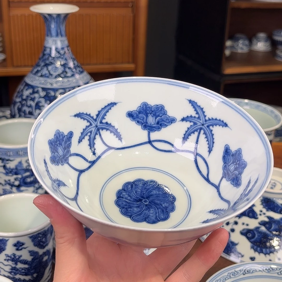 瓷片x****t秋葵碗手绘青花成化