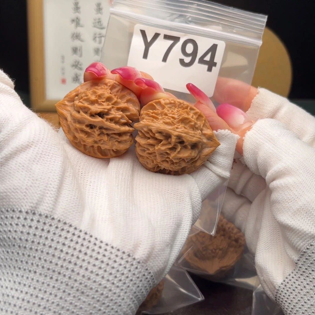 文玩核桃把件36大龙y 794