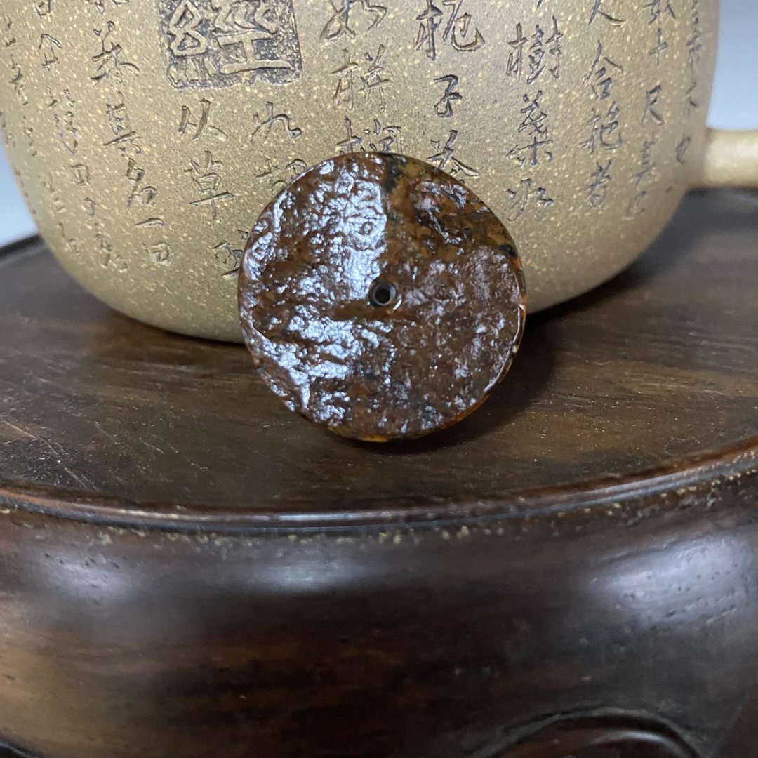 和田玉山流水沁色平安扣