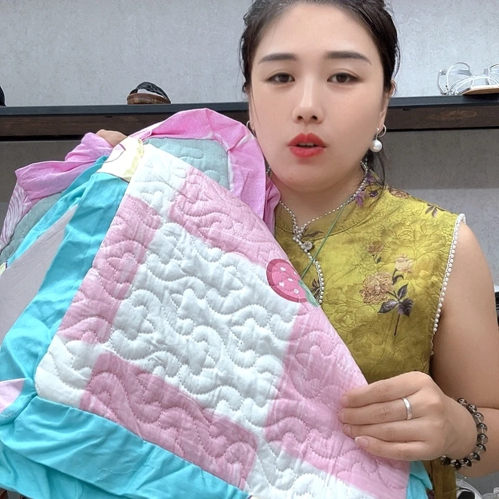 头层牛皮革皮毛一体的设计风格和款式