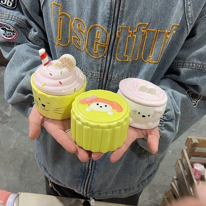 紫砂茶叶罐这么多人在一起