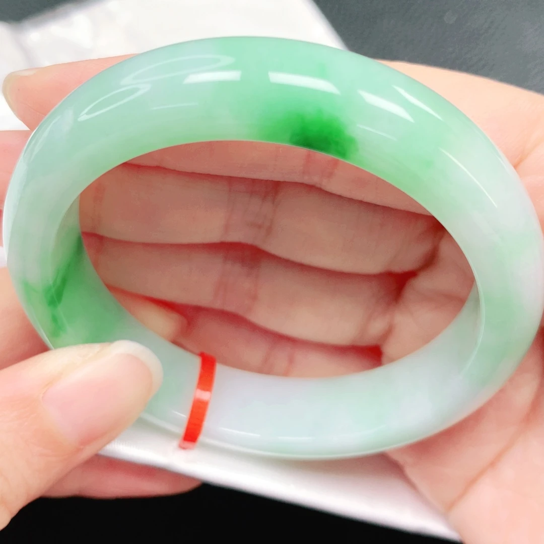 翡翠未镶嵌手镯54圈