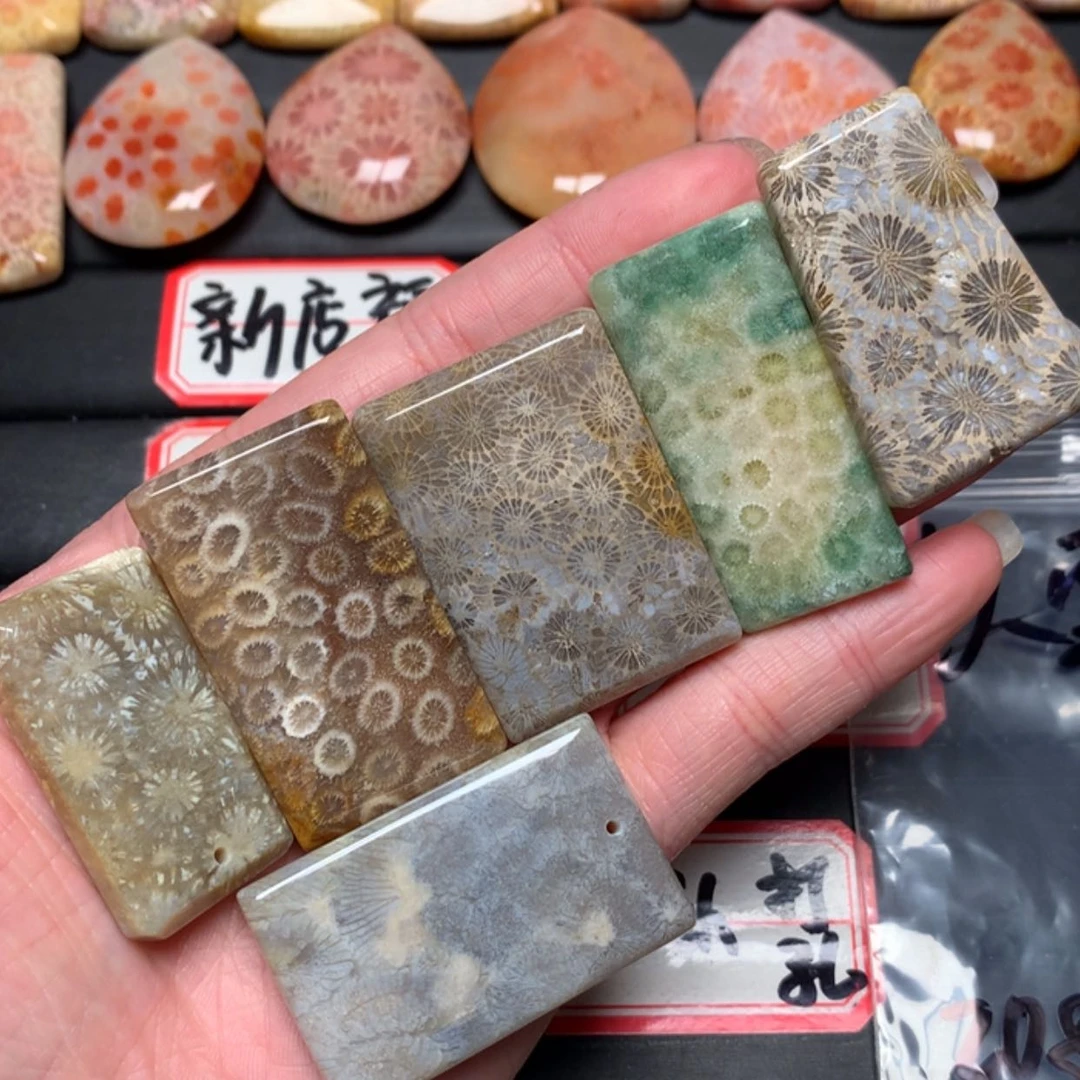 【闪购商品】硅化玉颈饰未镶嵌久*