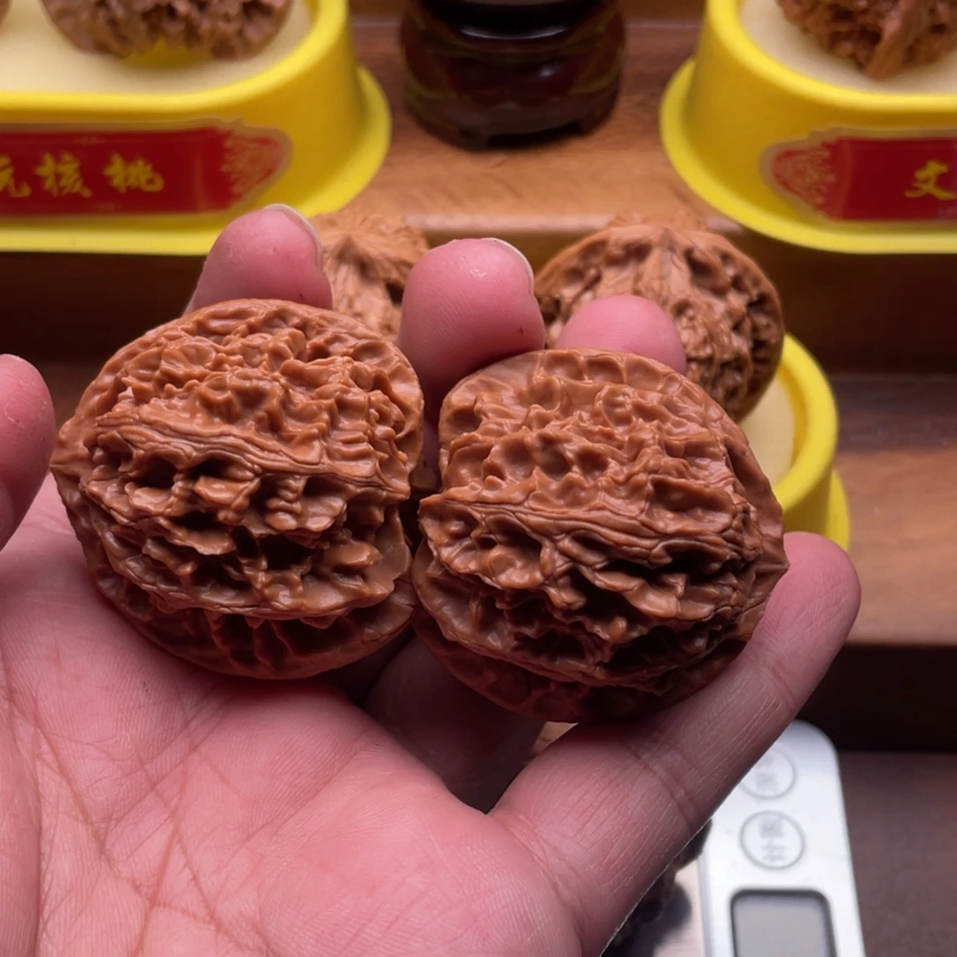 M***1吊坠文玩核桃苹果