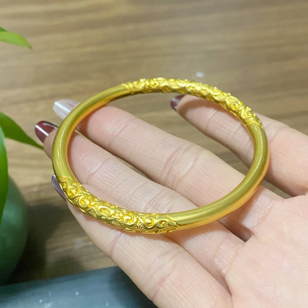 铜合金手镯 古法精工卷草纹简约素圈女款手镯精美金色传承镯子