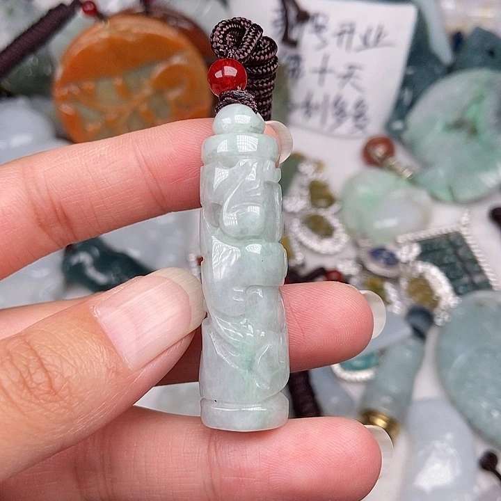 颈饰未镶嵌翡翠翡翠