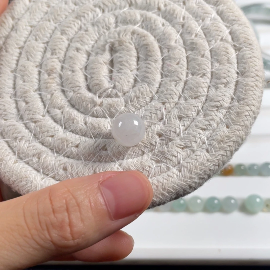 翡翠未镶嵌颈饰翡翠珠子