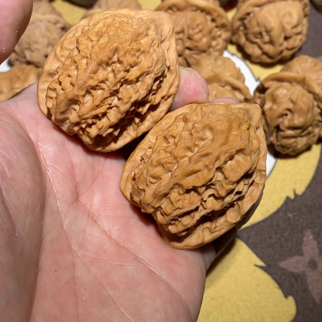 刘***叨文玩核桃把件鸡鸡鸡