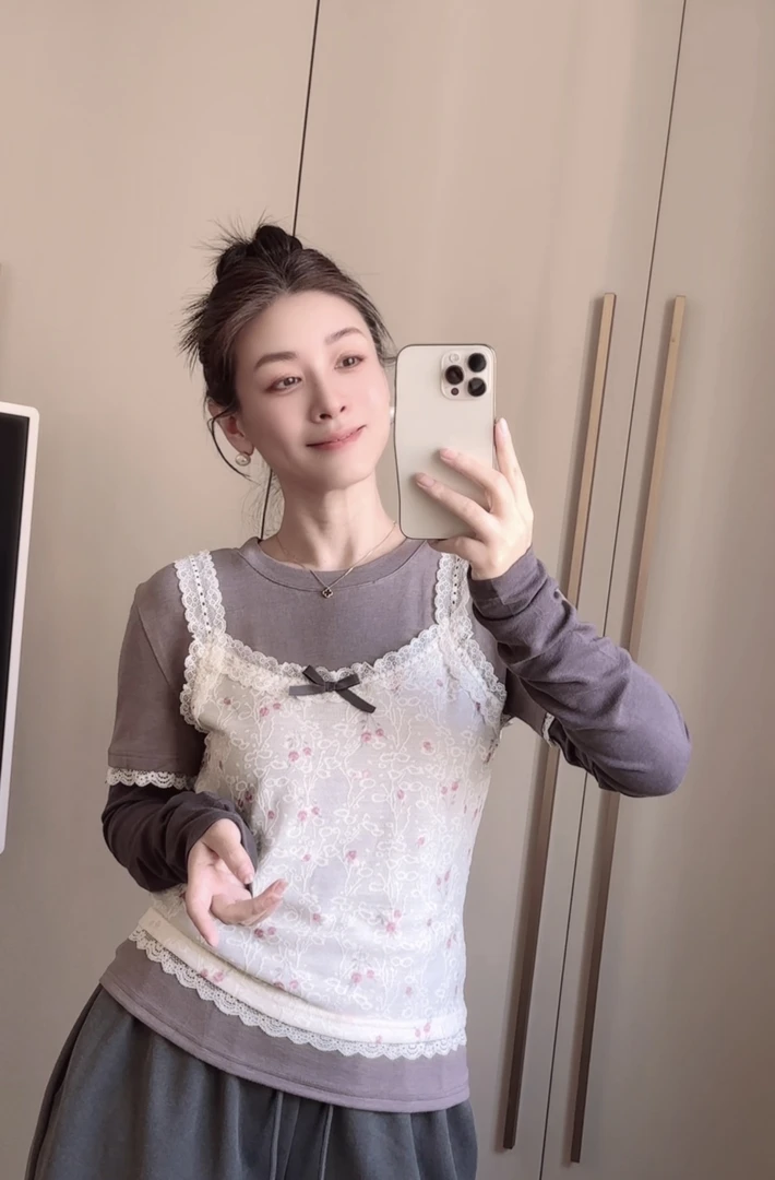 新款复古蕾丝边碎花假两件长袖上衣