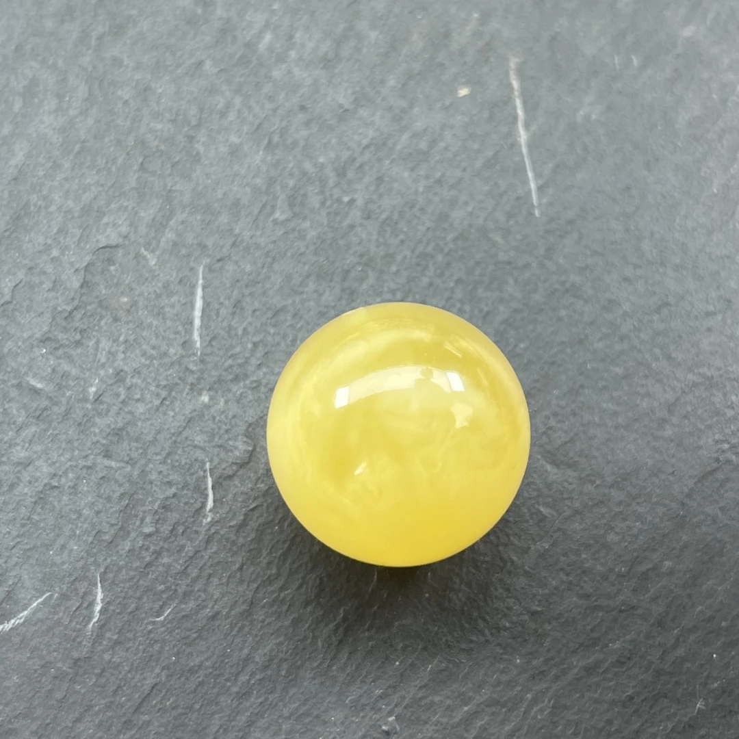 B222天然蜜蜡琥珀鸡油黄圆珠