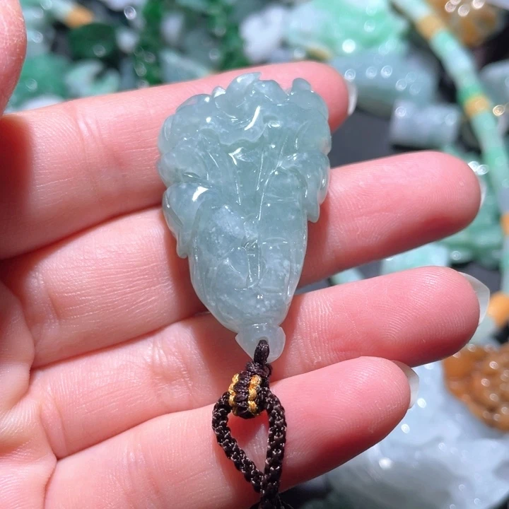 【闪购商品】翡翠颈饰未镶嵌天然翡翠