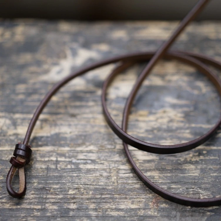 游尘衣物/细皮腰带