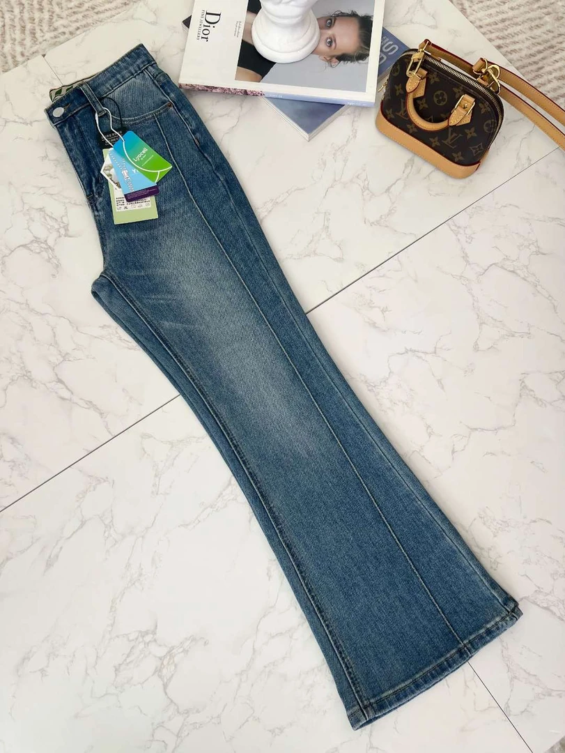 薄款浅蓝色牛仔微喇裤夏弹力喇叭裤女显瘦修身时尚高腰胖MM梨形