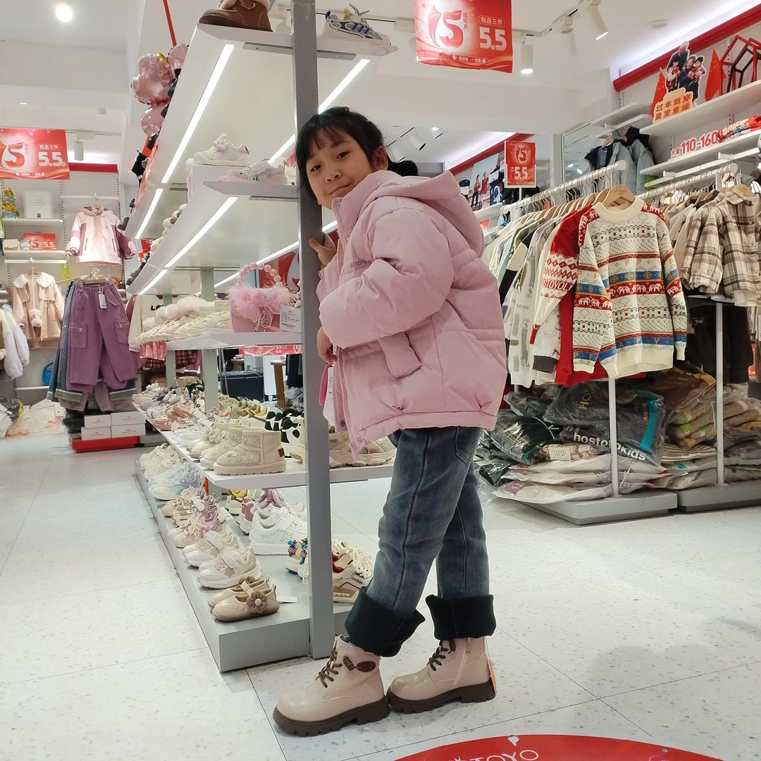 女大童时尚甜美短款羽绒服