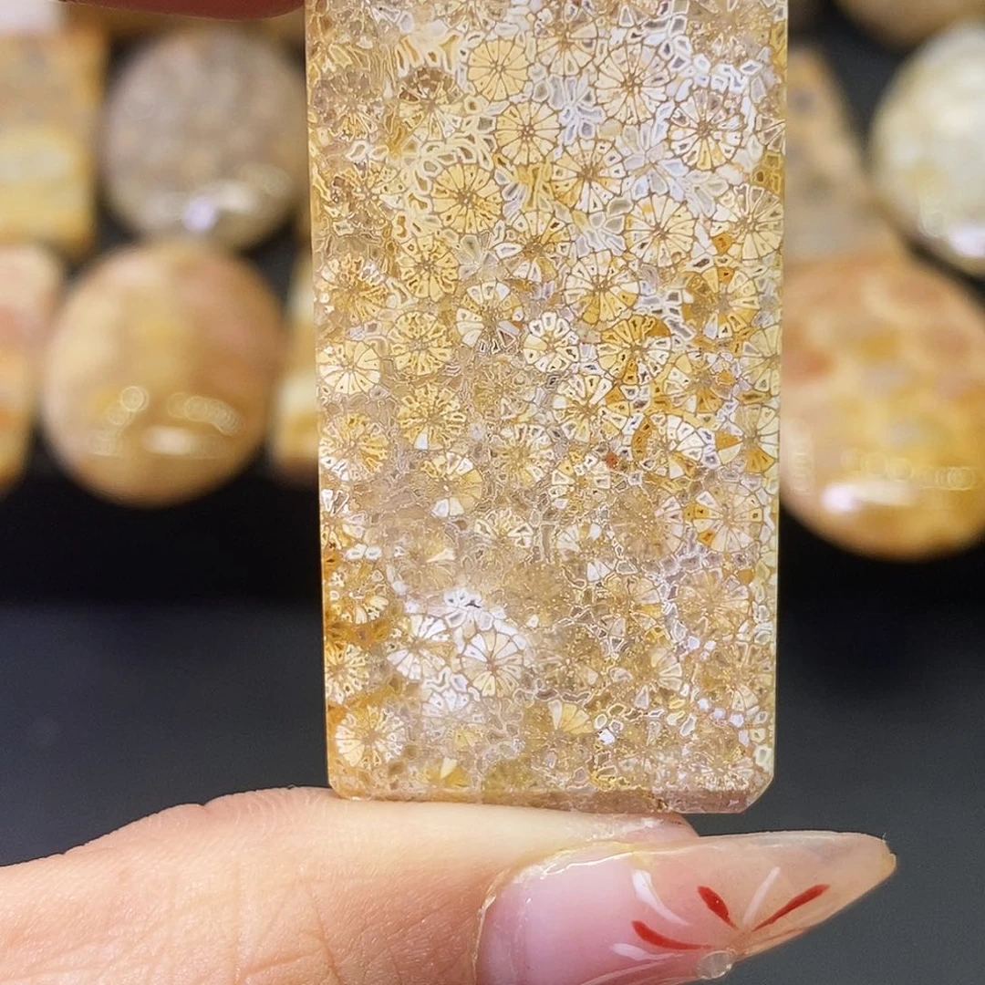 硅化玉颈饰合金霁****来