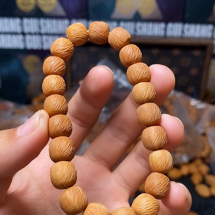 橄榄核吊坠bbbbhhhhhhhhhhhj