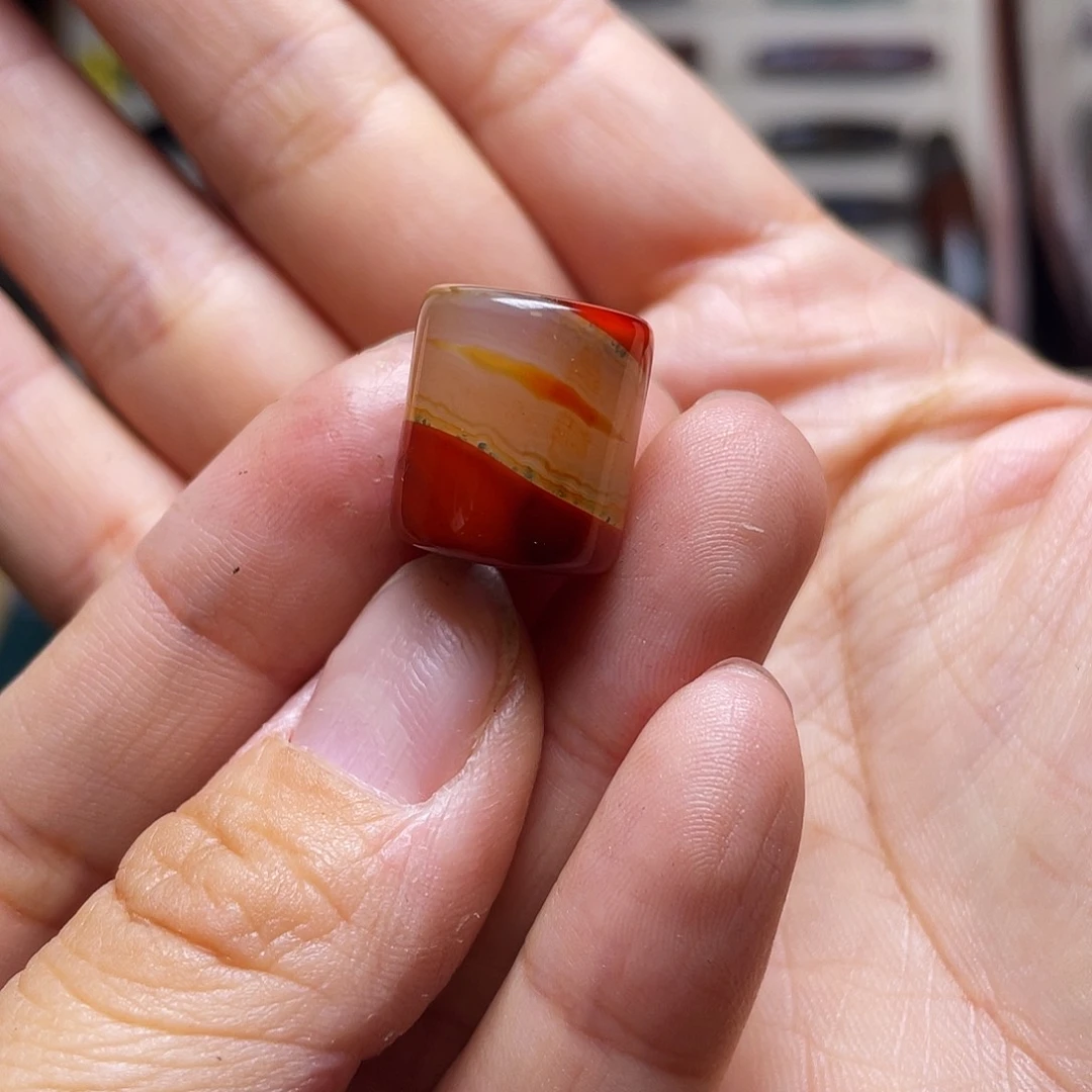 白***卹玛瑙/玉髓未镶嵌珠宝奇石福利款