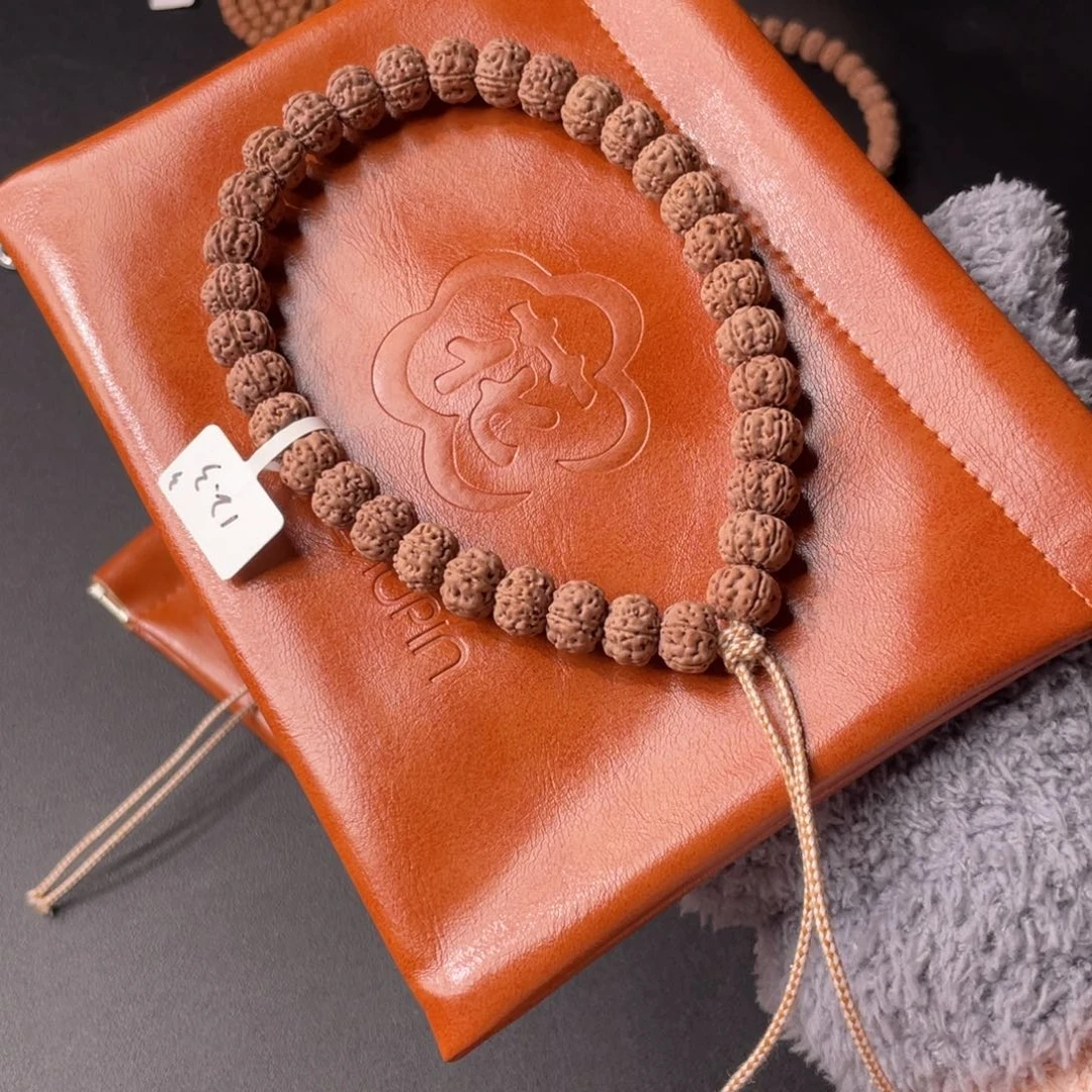 金刚菩提吊坠纯血勿里达老树王12.3mm