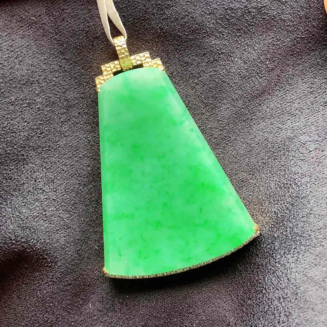 翡翠颈饰18K金镶嵌上新