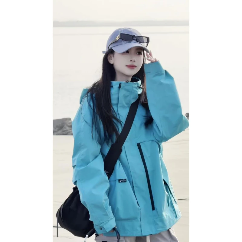 遇见冰川~巨显白色系冲锋衣男女同款春秋季上衣防风防水软壳外套