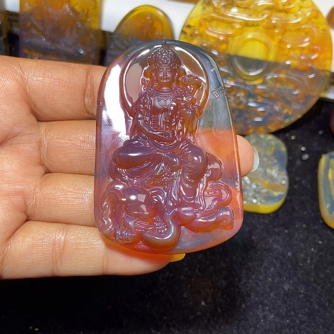 琥珀未镶嵌颈饰缅甸天然琥珀吊坠