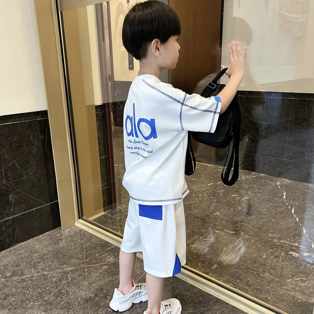 男童夏季运动套装2025新款中大童炸街帅气休闲T恤短裤两件套童装