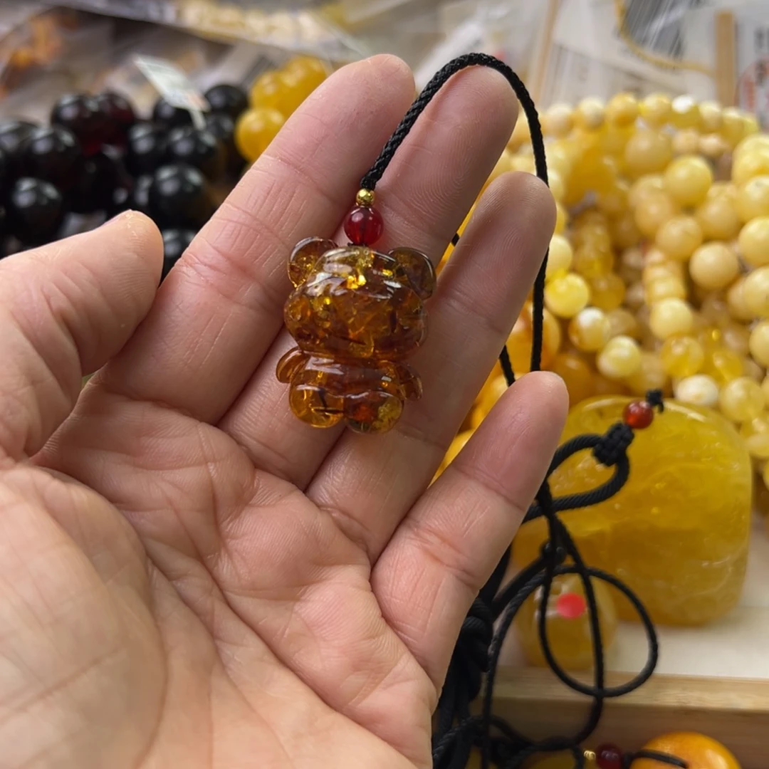 琥珀珠宝奇石未镶嵌