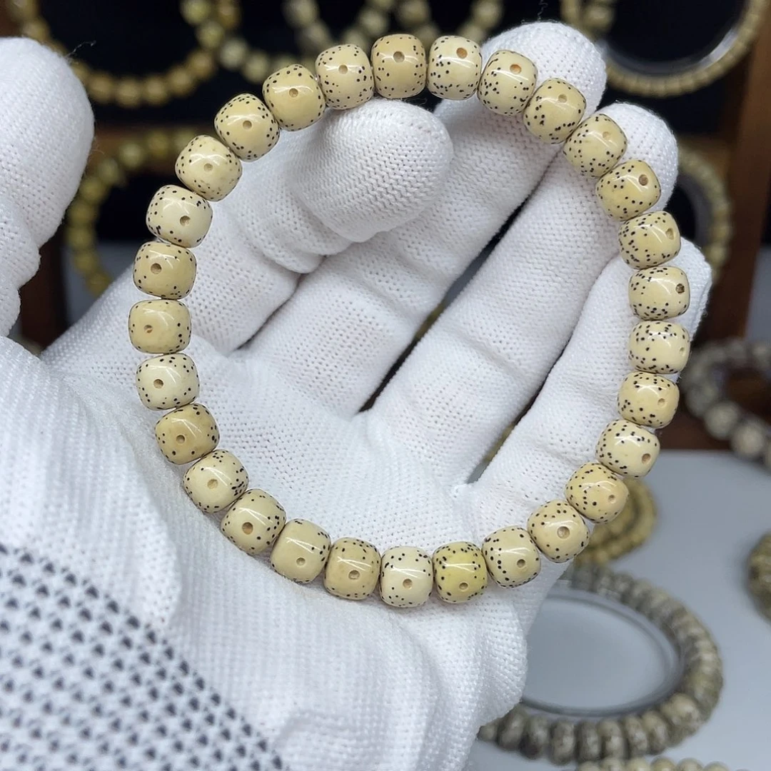 手串星月菩提8-7，陈籽大眼睛