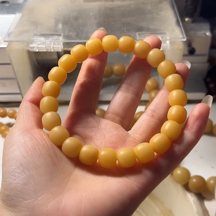 *****白玉菩提手串黄色