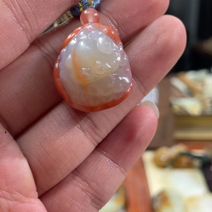 颈饰未镶嵌南红玛瑙