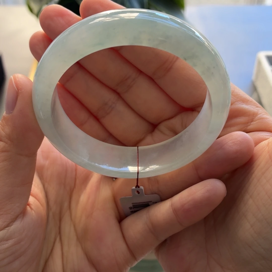 一***胖翡翠未镶嵌手镯天然