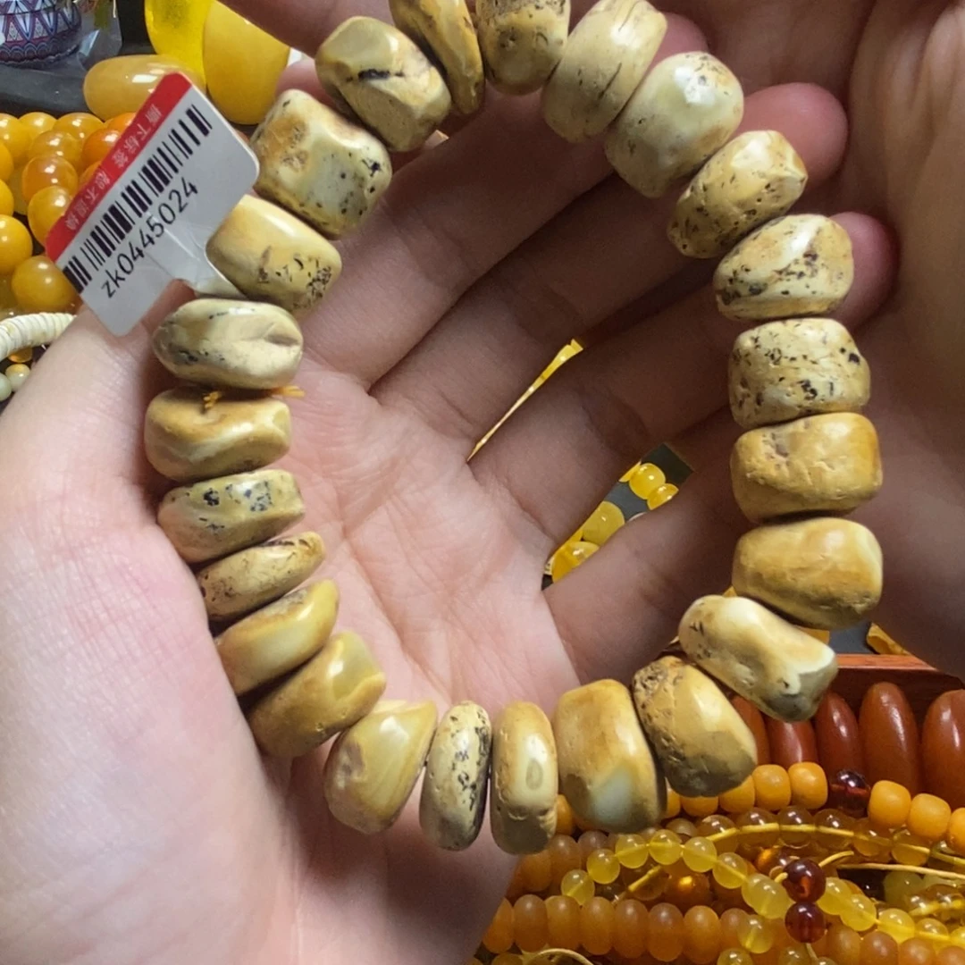 琥珀未镶嵌珠宝奇石蜜蜡