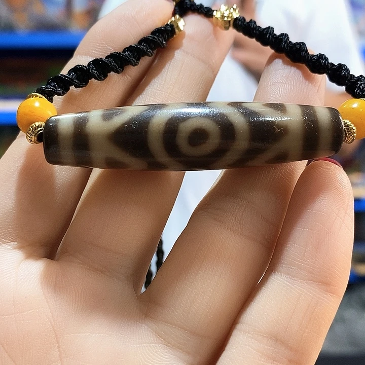 鲁***业玛瑙/玉髓（覆膜）未镶嵌颈饰