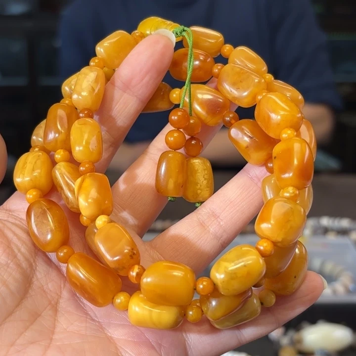 蜜蜡未镶嵌颈饰蜜蜡