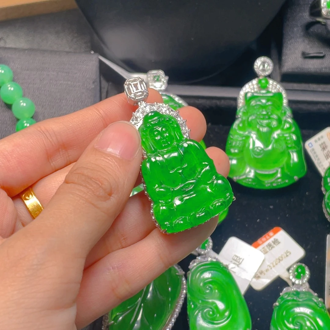 翡翠未镶嵌吊坠(不含链)