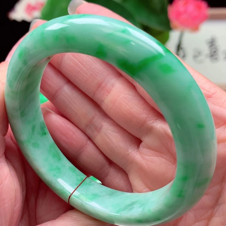 我***多翡翠未镶嵌手镯天然翡翠手镯