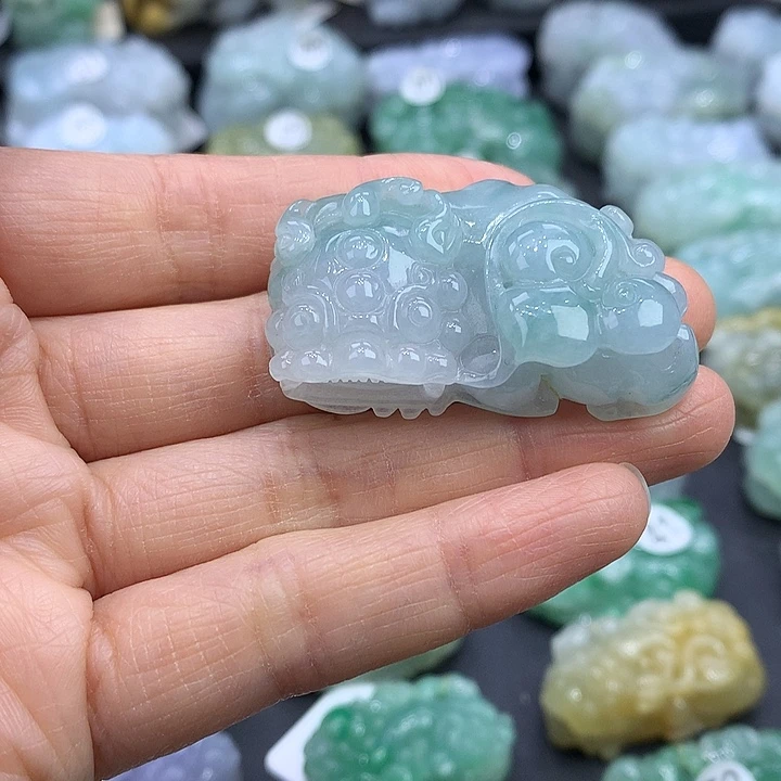 翡翠未镶嵌颈饰天然缅甸A货翡翠貔貅吊坠