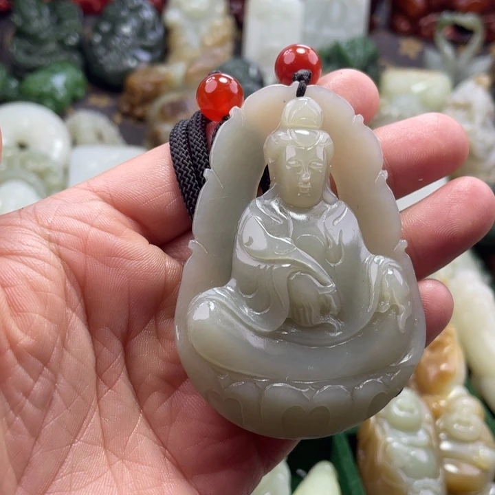 和田玉（糖玉）未镶嵌颈饰