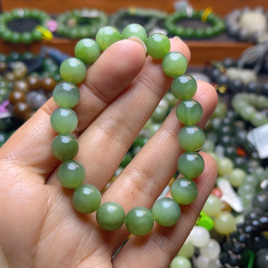 顺***然和田玉未镶嵌手链