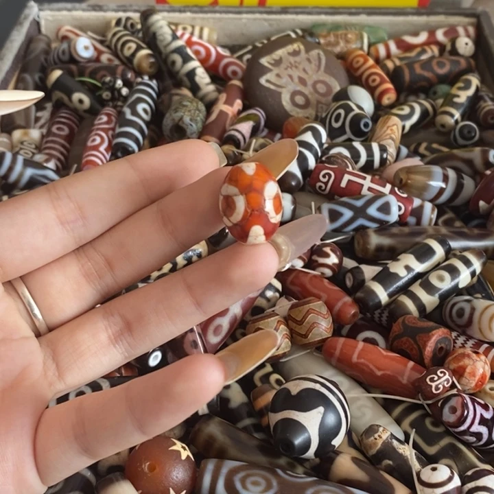 玛瑙/玉髓颈饰足银镀金镶嵌40