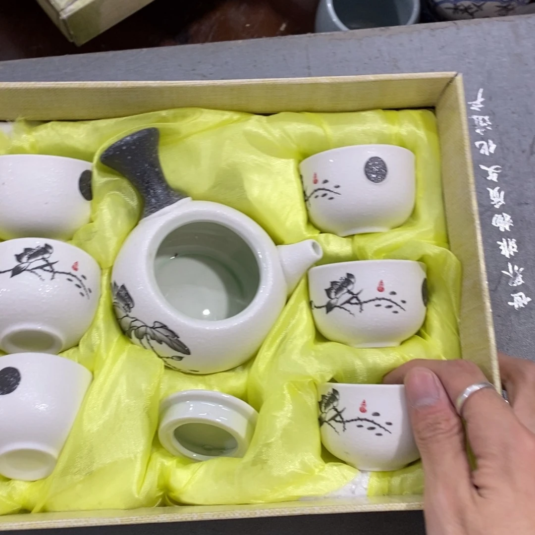 陶瓷等行业的生产和销售企业提供