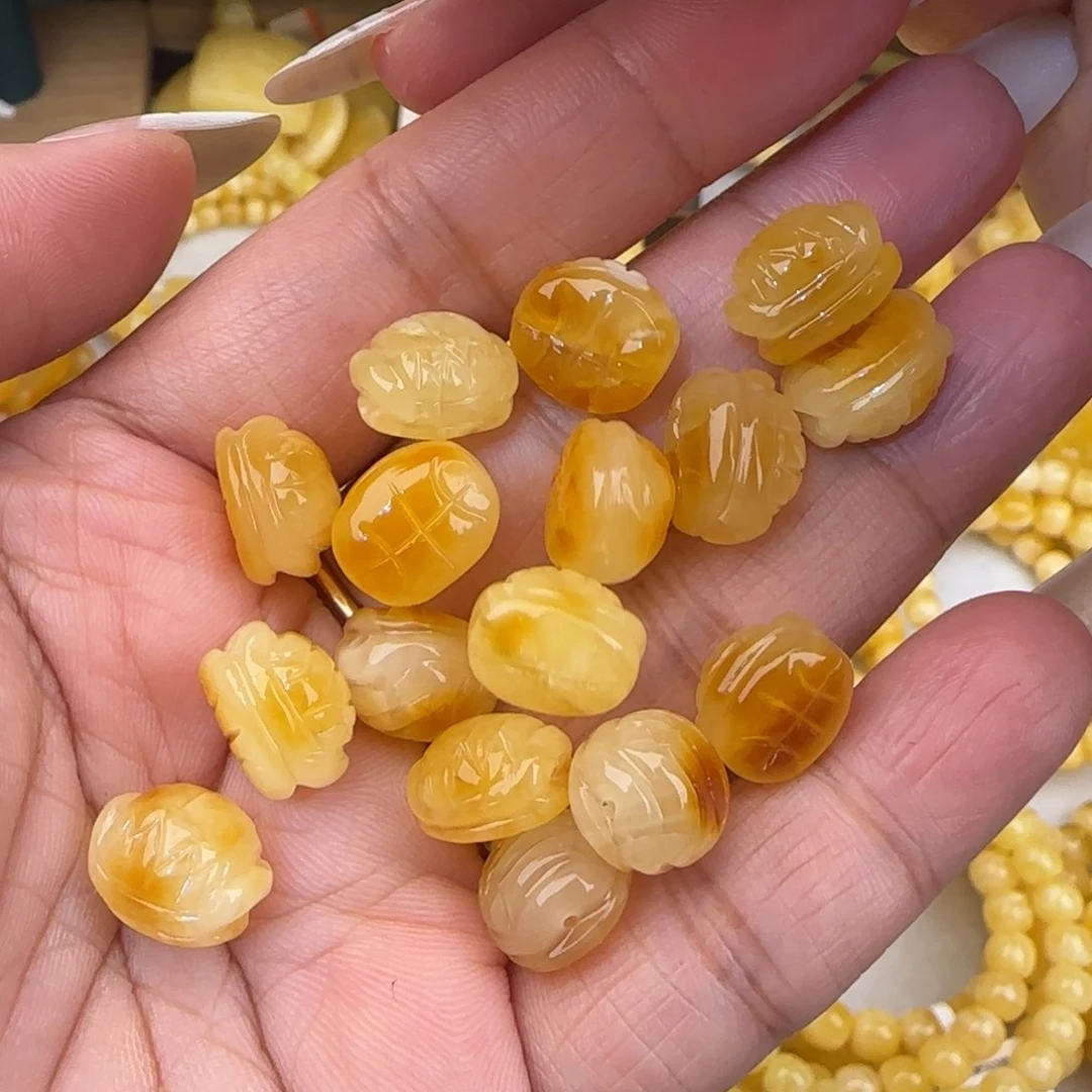 蜜蜡未镶嵌裸石富甲天下乌龟壳随机发一