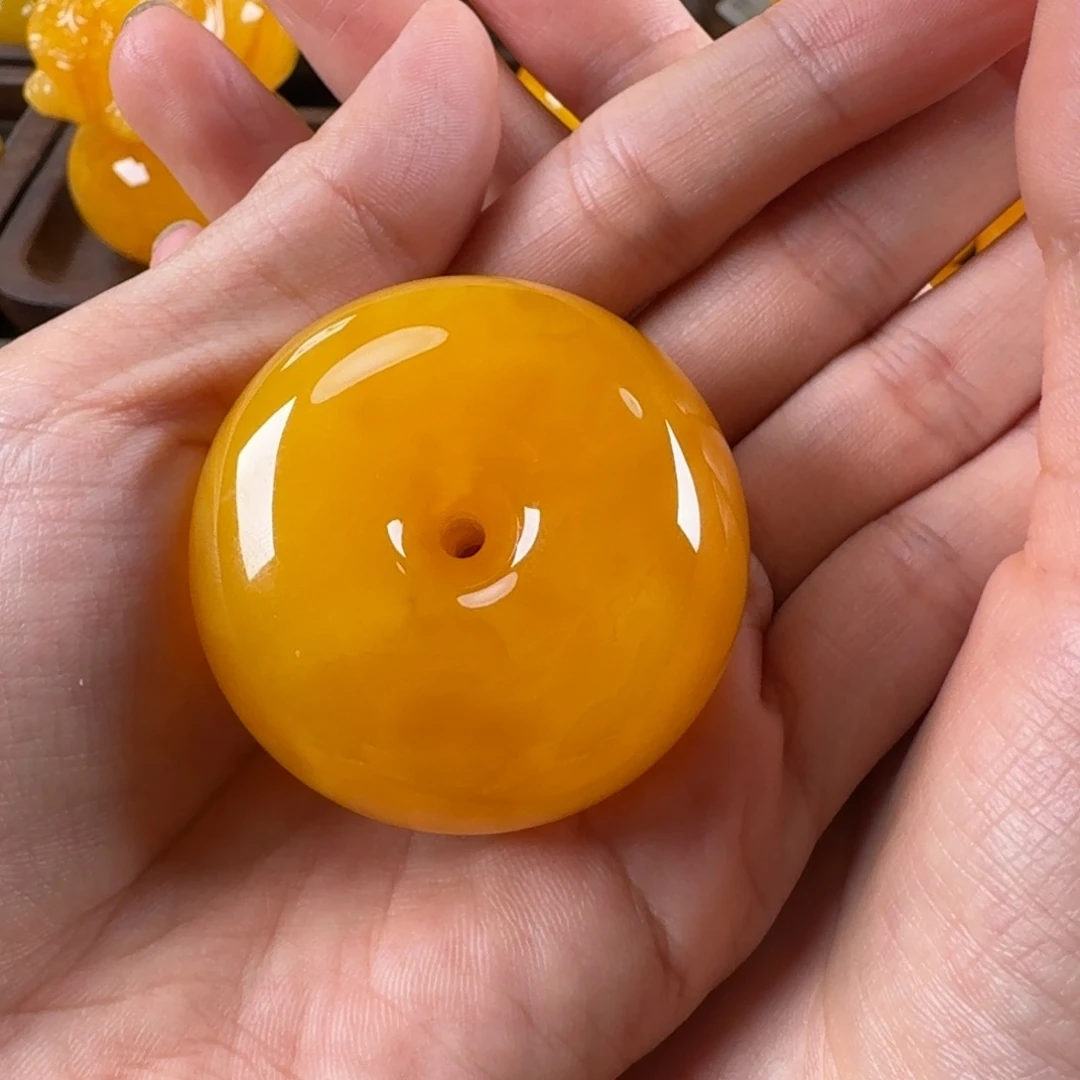 维***根蜜蜡毛衣链未镶嵌