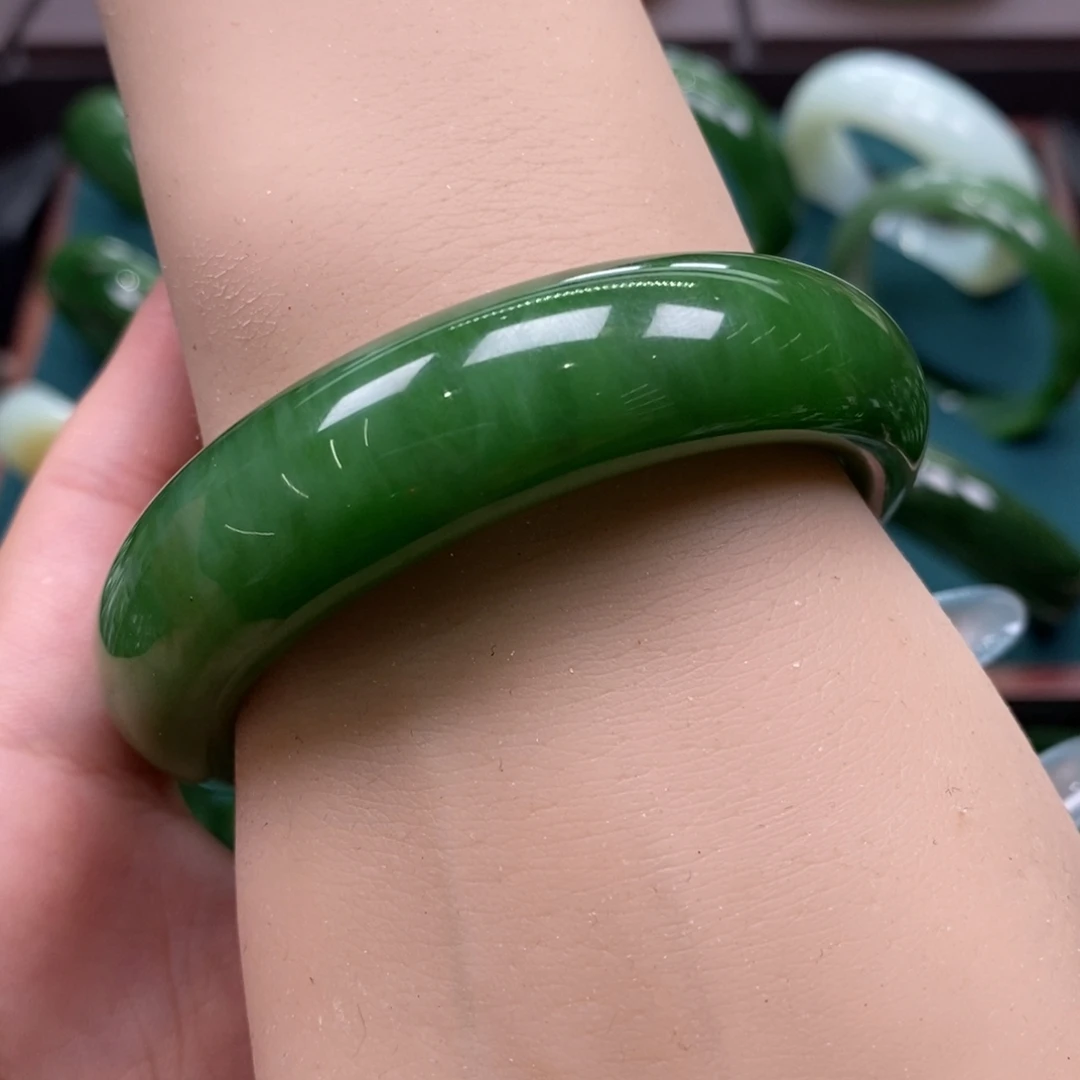 和田玉（碧玉）未镶嵌手镯5455