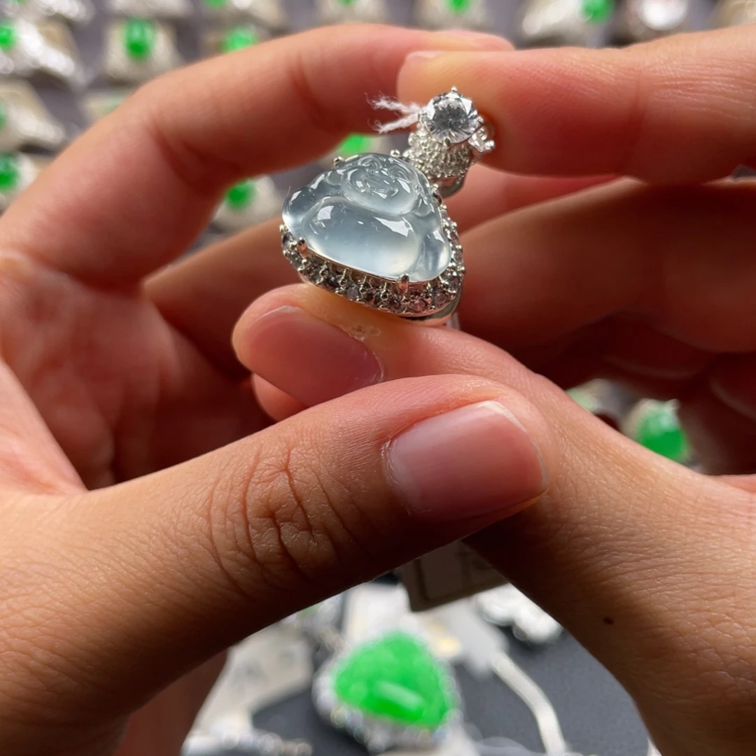 定制翡翠未镶嵌翡翠