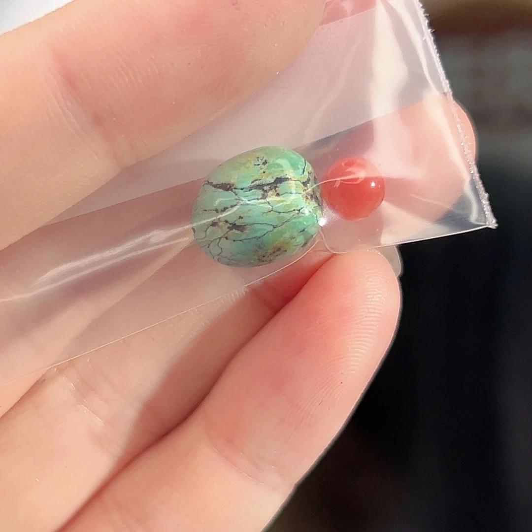 南红玛瑙未镶嵌珠宝奇石