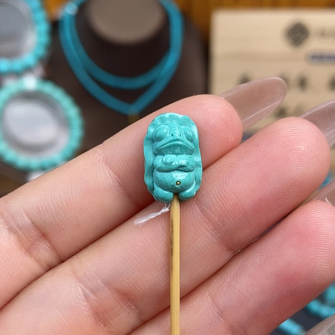 绿松石雕刻未镶嵌